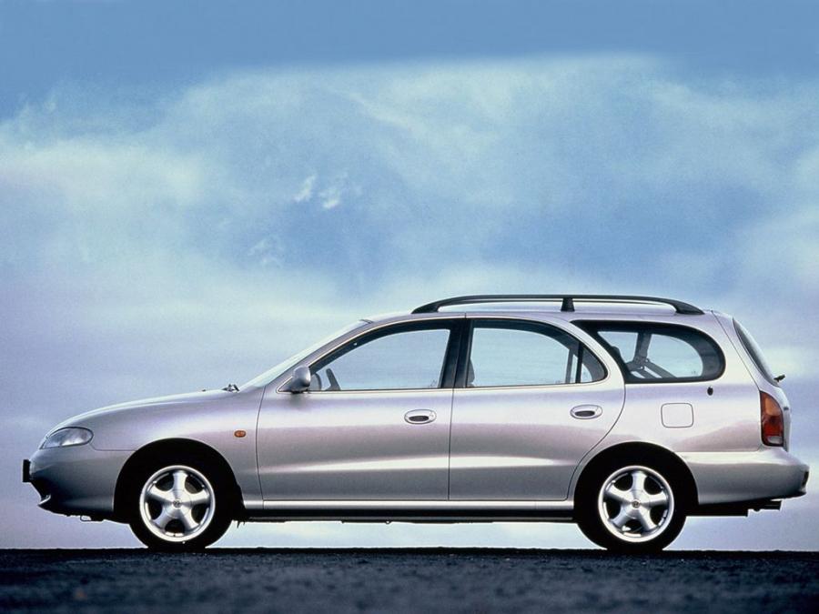  Hyundai Lantra Estate 1996 года  (фото 3 из 4)